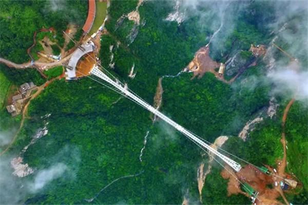 世界之最：世界上最可怕的四座桥，中国也有