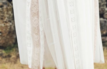 带老婆海边浪，非要穿:露背沙滩裙，不输比基尼，看着真不放心