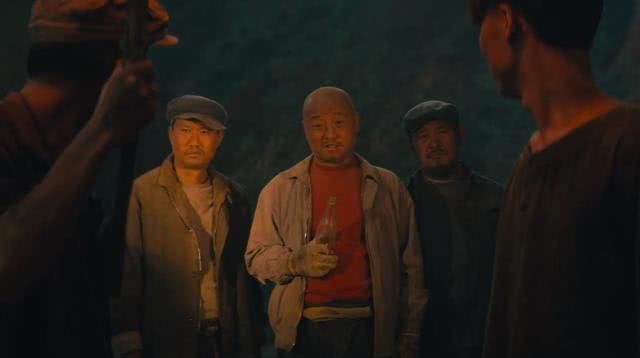  「龙岭迷」《龙岭迷窟》周大胆，被吴京骗去演《战狼》，头上安炸点炸了七次