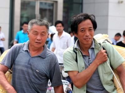  [有钱人]在农村，靠打工一年净存5万的家庭，算有钱人吗？农民的