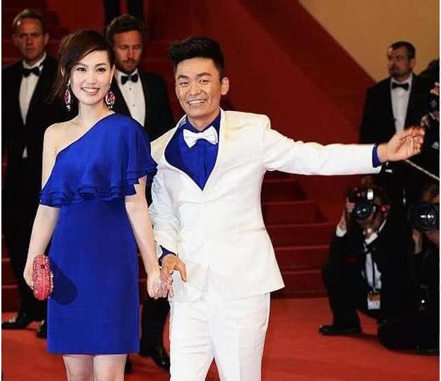 马蓉评价易烊千玺的吻戏:千玺长大了，遭官方辟谣秒打脸!