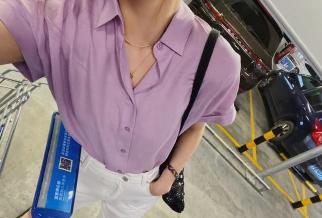  「多变」原来现在的美人都这样搭配！2件套搭配风格多变，怪以前太手残了