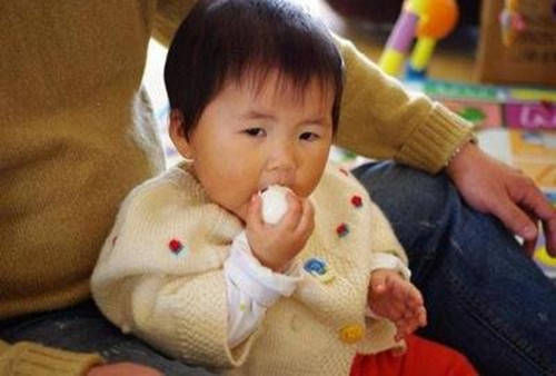  「躲开」儿科医生：补钙≠长高！家长带娃躲开4个误区，别再耽误孩子长个