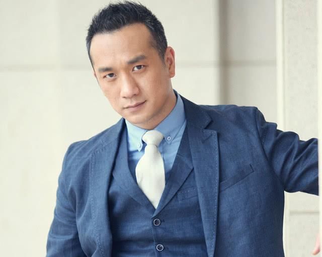 『黄觉说』章龄之带娃，却被陈龙得话惹得火大？对比下，小麦丈夫黄觉很机敏