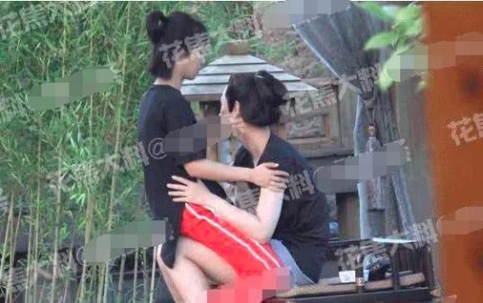 杨紫深夜秒删微博疑似分手 团队称只是少女喝多了酒闲的