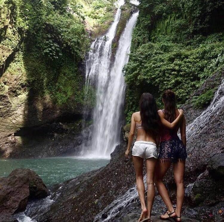 没有大胸一样魅惑人心让你目不转晴的模特小姐姐真的不心动么