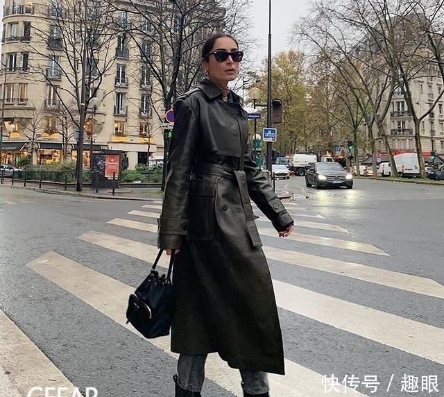 『过时』冬季不知道穿什么大衣,这3款就是永不过时的经典款式
