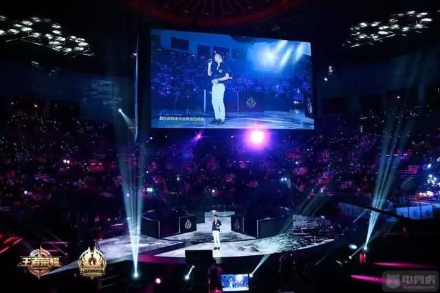 李荣浩陷假唱风波,发微博怒怼造谣者