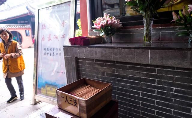 这才是真正的寺庙,距今1400年历史从不收门票,康熙曾御赐金匾