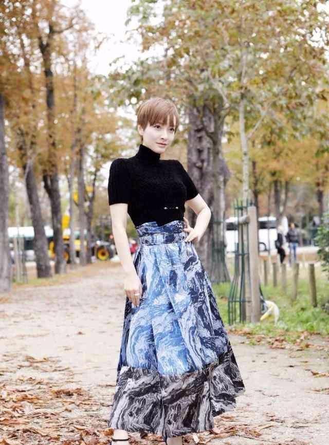  #同款#谭松韵不小心穿了吴昕同款衣服，网友：这次真少女却输给了伪少女