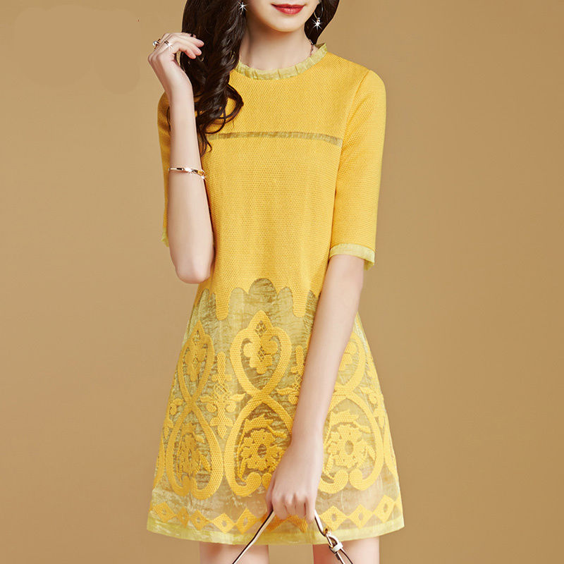 新出炉一种裙，不仅漂亮，还高贵，适合6070女人，满满女人味