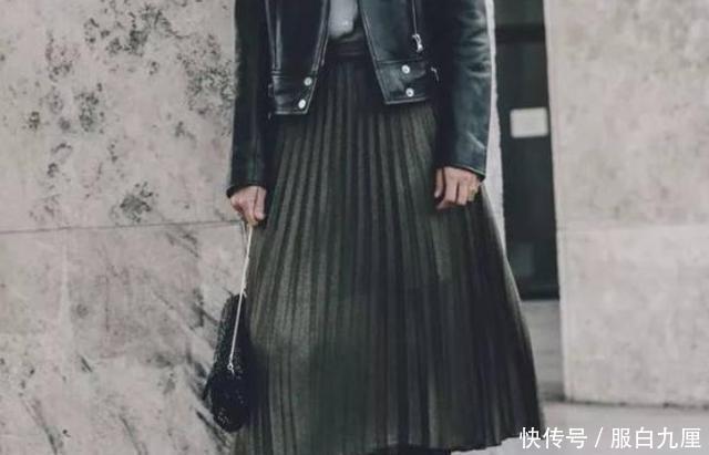 『感觉』百褶裙在这个时候穿,可以穿出很多风格,适合很多场合!