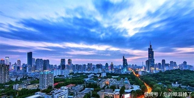 国内最厉害的地级市，GDP高达1.85亿元之多，赶超成都武汉！