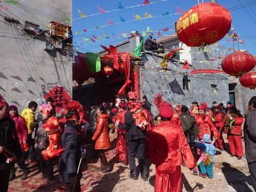 农村俗话“买猪看圈，娶媳妇看院”，啥意思？有啥道理呢？