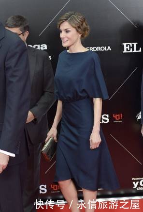 西班牙王后莱蒂齐亚，这衣品我可以给满分，不愧为凯特的劲敌！