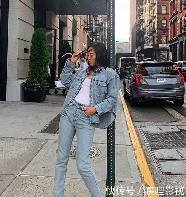  「牛仔材质」真正时髦的女人，懂得牛仔单品成套穿才高级，潮人试了都上头