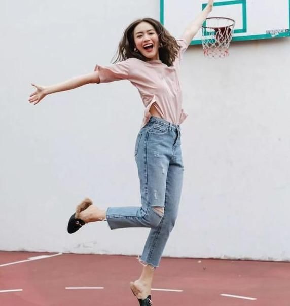  #女生#小个子女生不适合穿平底鞋？记住这3点，比穿高跟鞋还显腿长