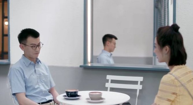  看不起：季明亮终于露出真面目了！看不起中介还骂人，难怪朱闪闪要分手