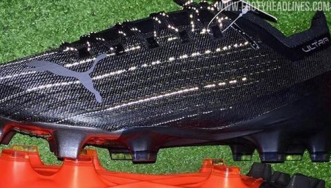  [实物]全黑配色PUMA ULTRA足球鞋实物曝光