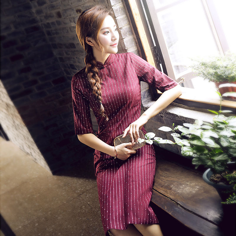 新发现一种女装:“改良旗袍装”，穿过的人都说显高又洋气