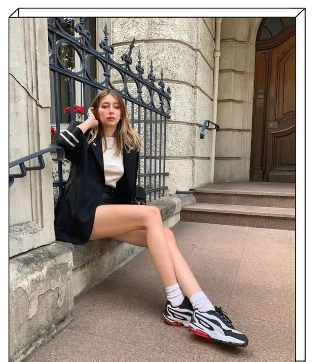  大一号：初入职场不知道怎么穿？7种西装＋裙子的搭配方案，总有一款适合你