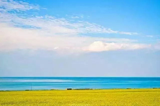 我们去这些神仙美地打卡,赏山川湖泊,漫步幽静古镇【2020热门旅游景点】