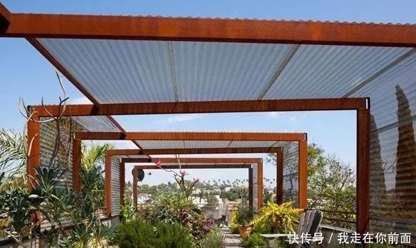 「空间」如何搭配小庭院植物与座椅,让全家人有身心愉悦的户外空间?
