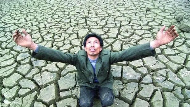  #生理健康#心理学：假如只有一杯水，你会给谁喝？测你5年后社会地位有多高