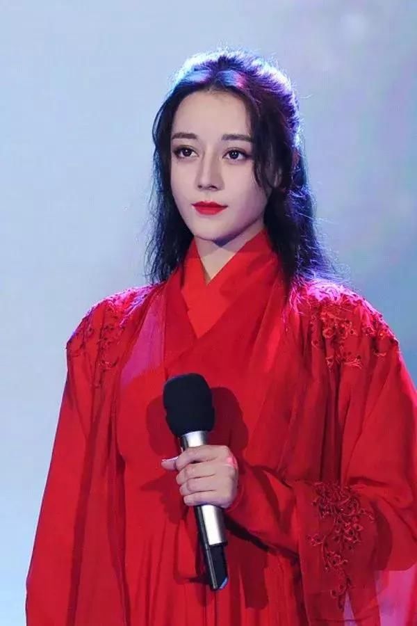 今年必备最热刘海，热巴，蔡徐坤，李易峰，林更新都在剪呢！