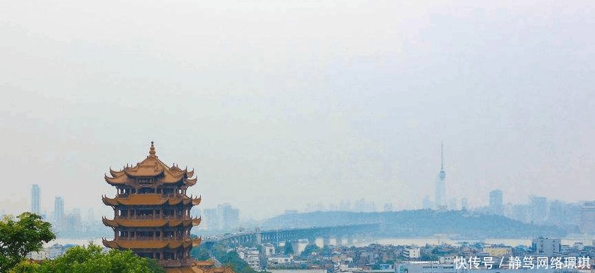 武汉和成都发展相似, 但是成都更像一线城市, 武汉太不纯粹