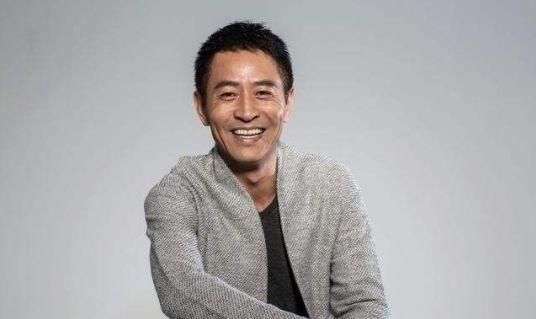  [影帝]弟弟获影帝，哥哥凭“伪装者”走红，却无人知是亲兄弟