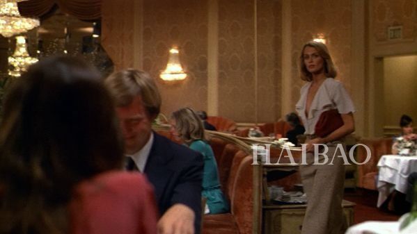 种草| 这些包包买了保证背10年也不落伍，甚至还能当传家宝!