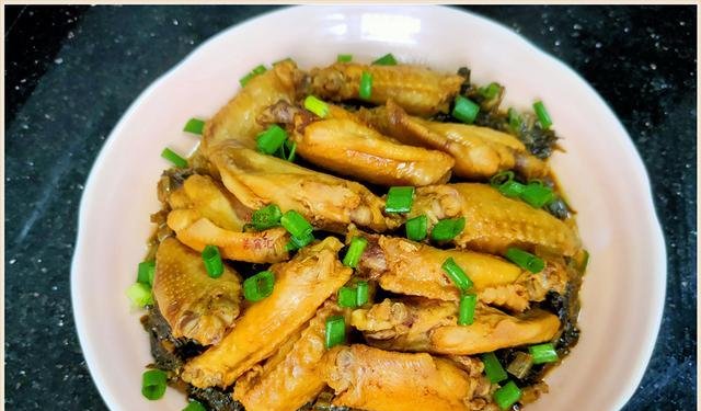 「别总」别总给孩子吃可乐鸡翅了，换种新吃法，少油低糖，健康美味又解腻