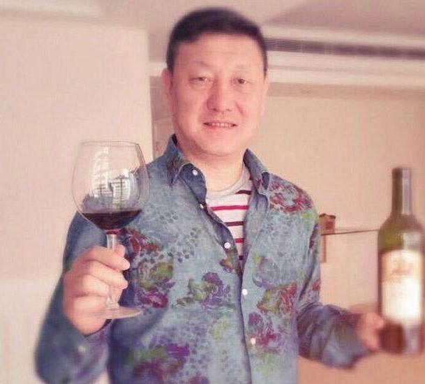 盆景，将缩小版的山水风景区收入在你的家中，体会传统的文化气息