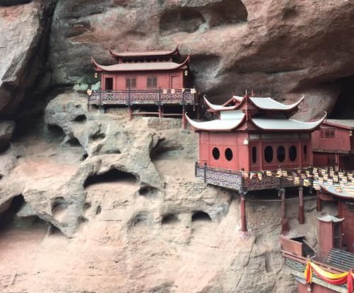 国内最“奇特”的寺庙,仅靠一根柱子支撑,建造工艺令人惊叹