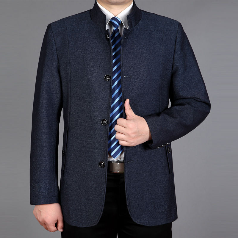 男人到了50岁，中秋别穿短裤了!学下面男人怎么穿，忒减龄