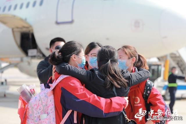  回家■“皖”无一失！今天安徽又有325位白衣战士回家了