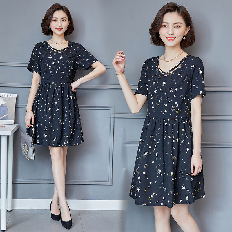 终于找到了，比旗袍还高雅，比短袖还时尚的连衣裙，美的让人嫉妒