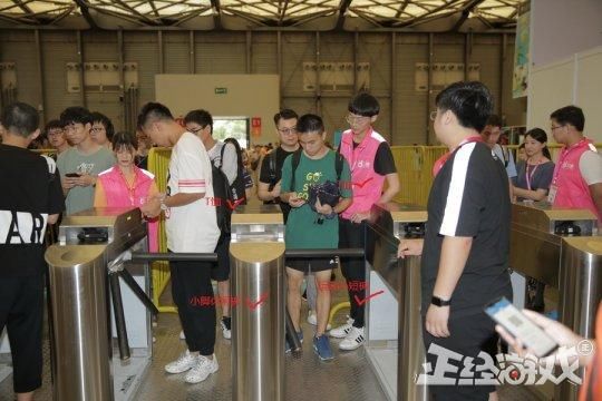 CJ2018：穿什么去看展不会踩雷？现场百分之八十的人这样选！