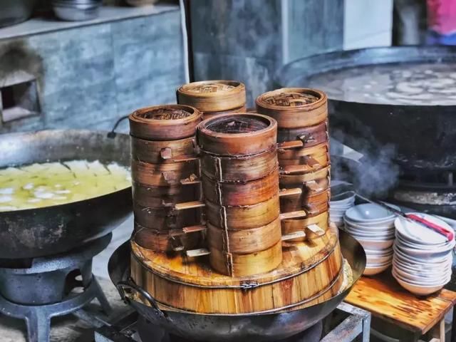 有意思旅游｜修了9年的川陕高速终于开通，宝藏城市要被全国发现