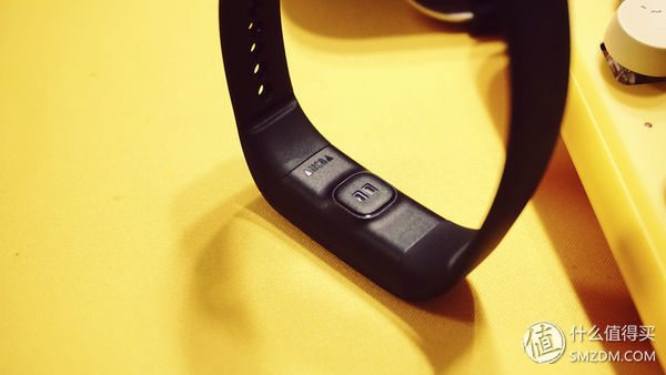 支持离线支付，还能与天猫精灵互动，乐心手环5这次做得用心了