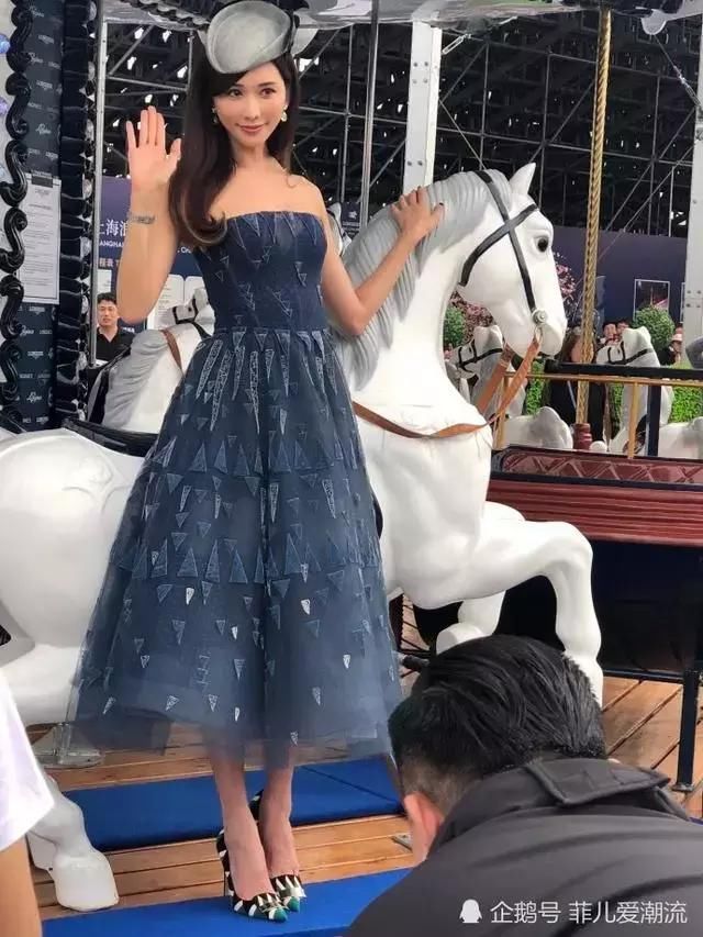 林志玲穿件肚兜都是什么效果！