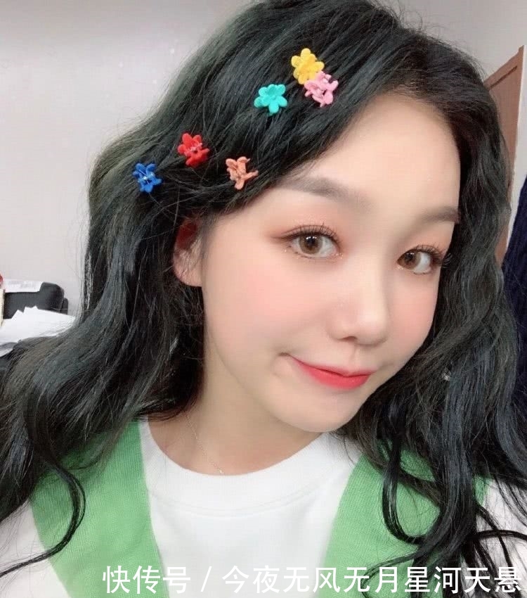 没关系■发型普通没关系,这几款可爱的夹子夹头发上,让你显得俏皮又甜美