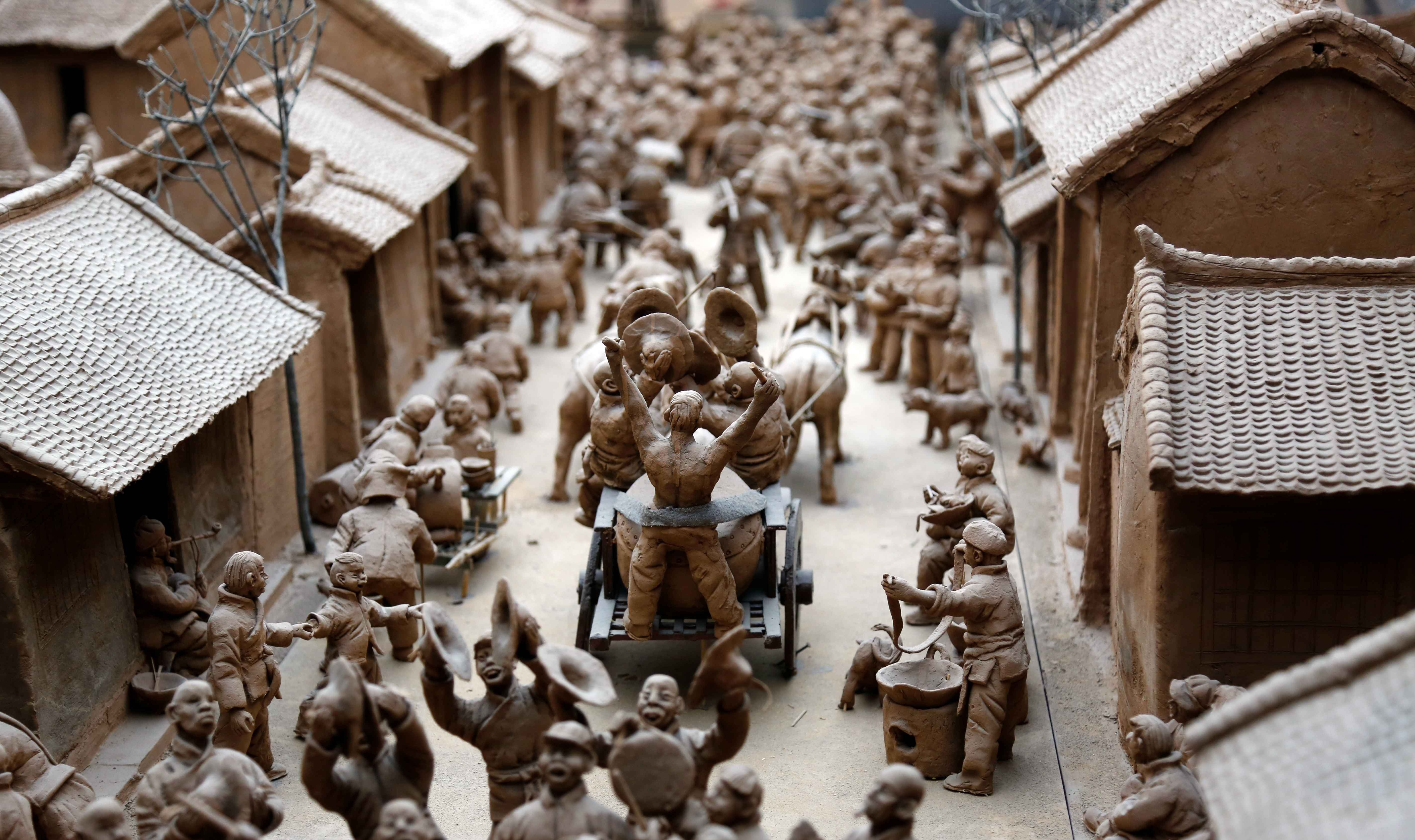 雕塑之基泥塑,用泥塑塑出的大千世界