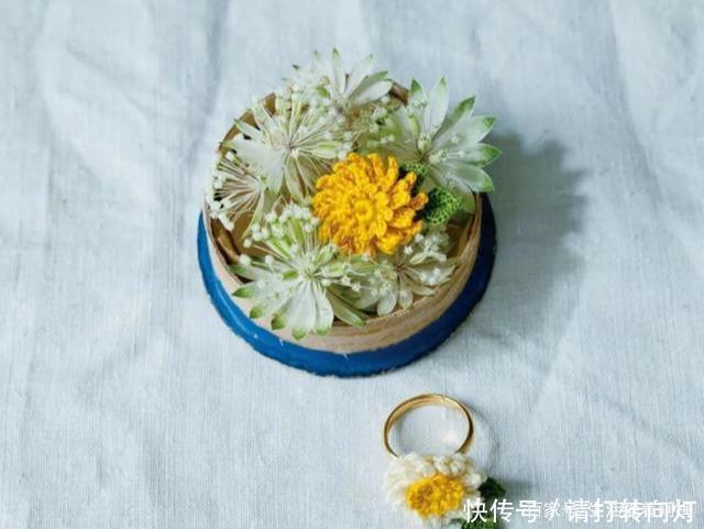 『饰品』一根细线钩织出来的蕾丝饰品,精巧细致,专门俘获少女心,附图解