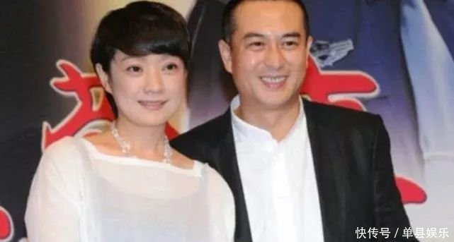  『前夫』她离婚获得24亿分手费，二婚嫁给张嘉译，如今50岁被宠成公主