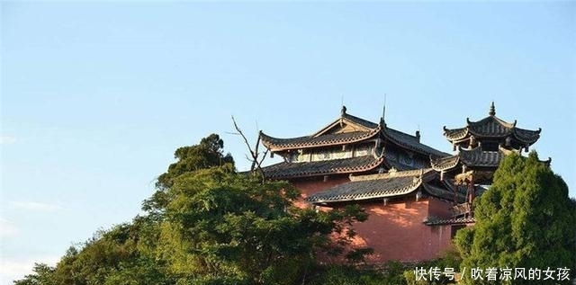 四川最早建县之地，并在古代以“城”为关隘，全国仅此一处