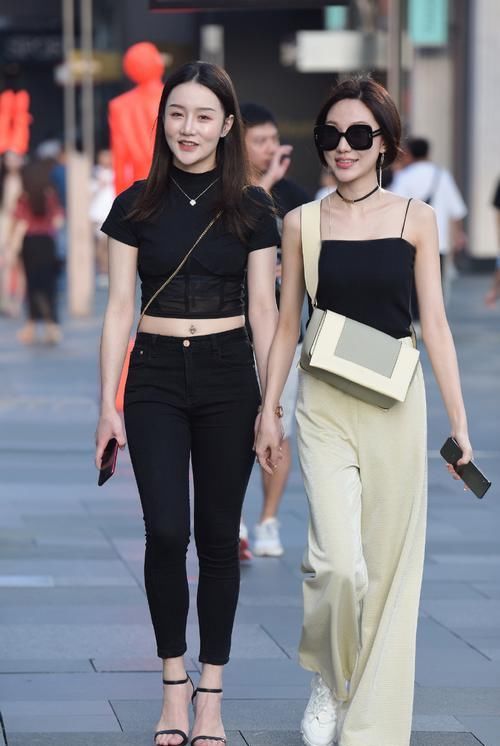  节奏|把握时尚节奏，选择清爽个性的裤装穿搭，让自己美丽依旧