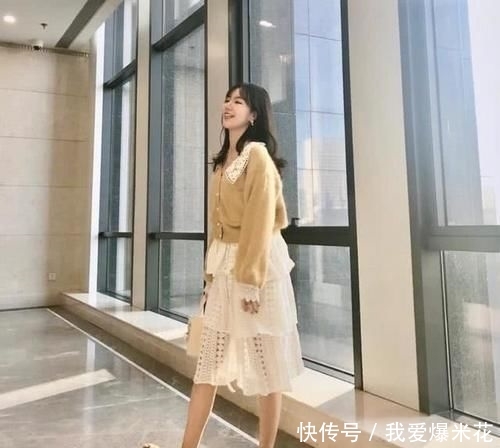  『很火』2020年有种裙子很火，它叫“塔裙”，时髦减龄，这样穿巨好看！