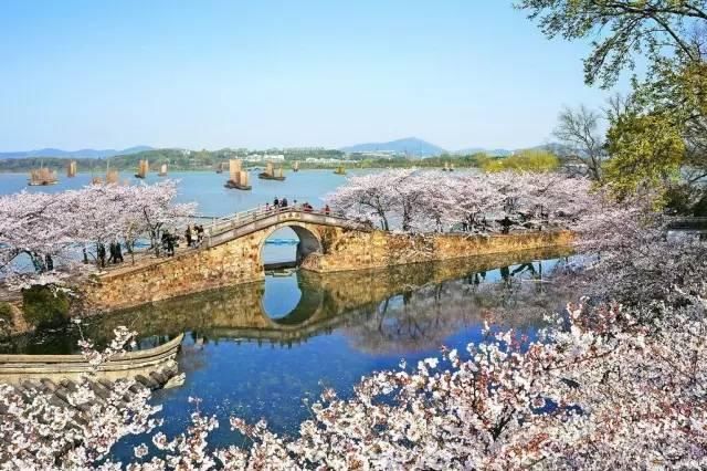  「慢慢」中国212个AAAAA景区全在这里, 存起来, 慢慢走完!